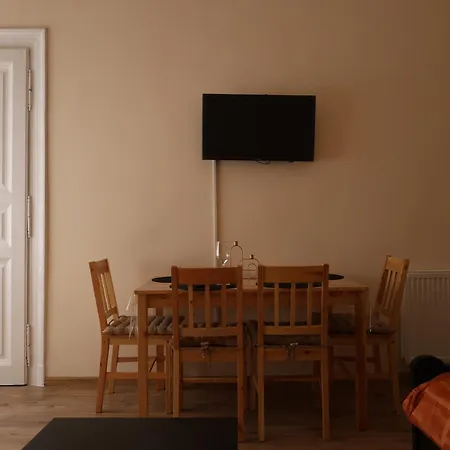 Vicky's Budapest